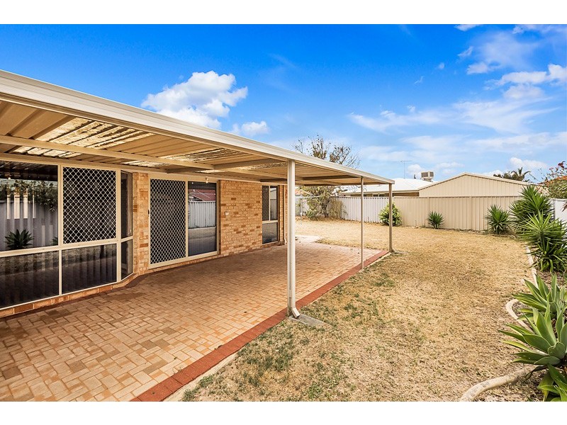 6 Cork Place, Warnbro WA 6169