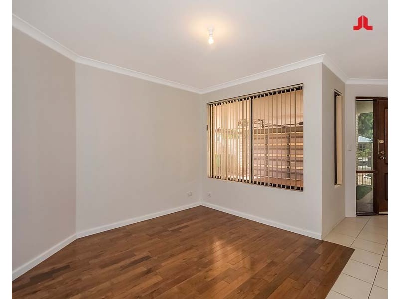 14 Sennet Lane, Warnbro WA 6169