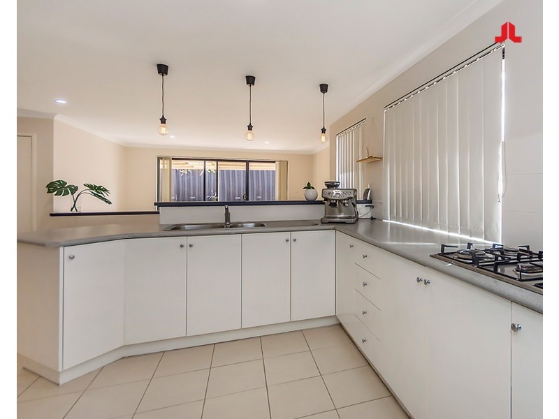 14 Sennet Lane, Warnbro WA 6169