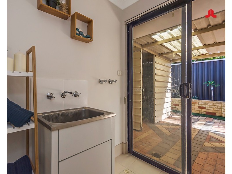 14 Sennet Lane, Warnbro WA 6169