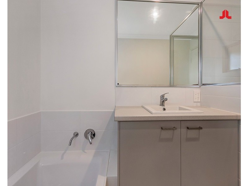 25C Chisholm Way, Balga WA 6061