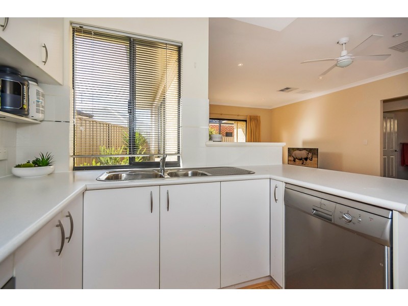 6/12 Andalusian Loop, Baldivis WA 6171