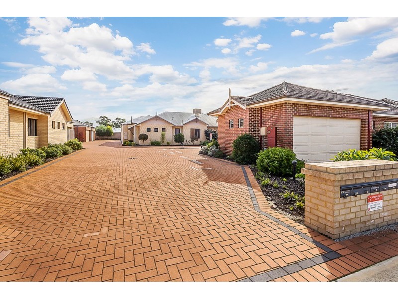 6/12 Andalusian Loop, Baldivis WA 6171