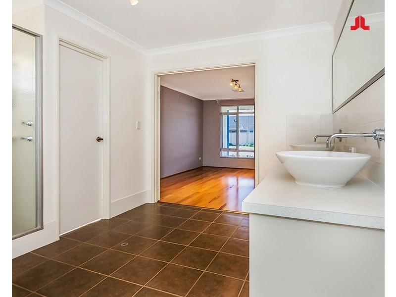 161 Harrington Waters Drive, Waikiki WA 6169