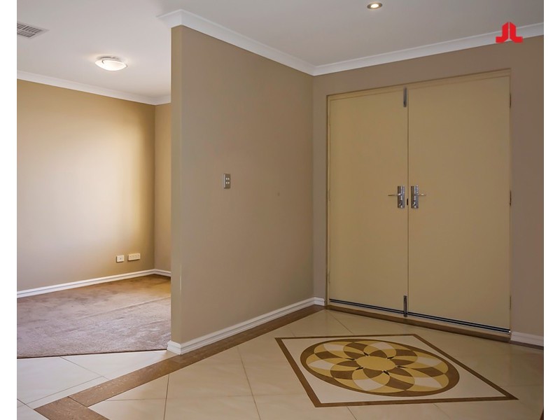 22 Champlain Road, Secret Harbour WA 6173