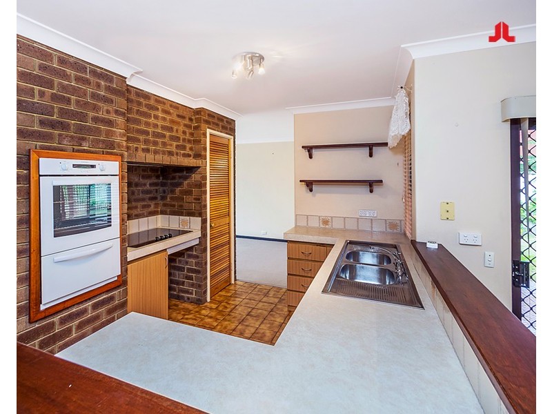 63 Chalmers Avenue, Waikiki WA 6169