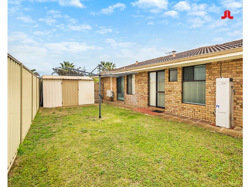 63 Chalmers Avenue, Waikiki WA 6169