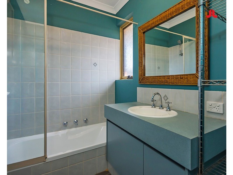 20 Halfmoon Place, Waikiki WA 6169