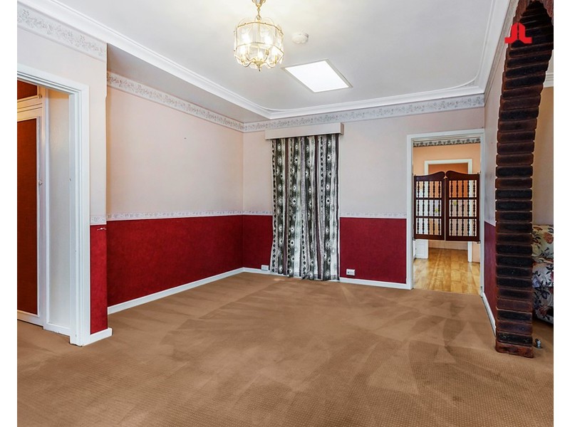 31 Ray Street, Rockingham WA 6168