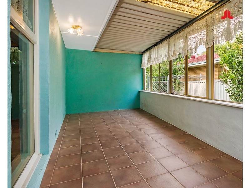 31 Ray Street, Rockingham WA 6168