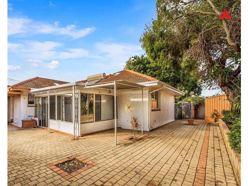 31 Ray Street, Rockingham WA 6168