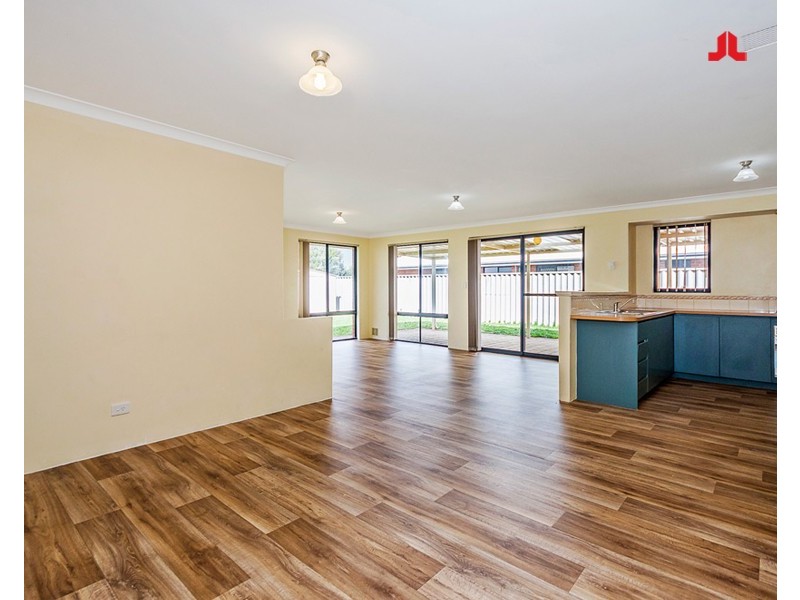 36 Chinchilla Parkway, Port Kennedy WA 6172