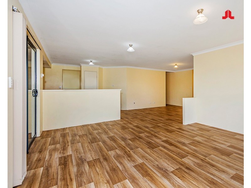 36 Chinchilla Parkway, Port Kennedy WA 6172