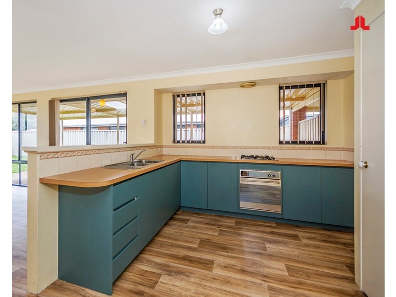 36 Chinchilla Parkway, Port Kennedy WA 6172