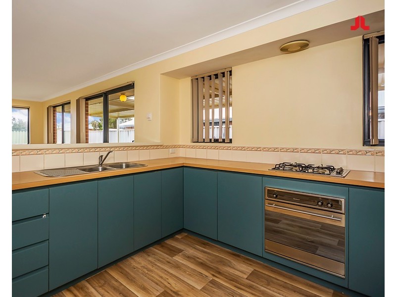 36 Chinchilla Parkway, Port Kennedy WA 6172