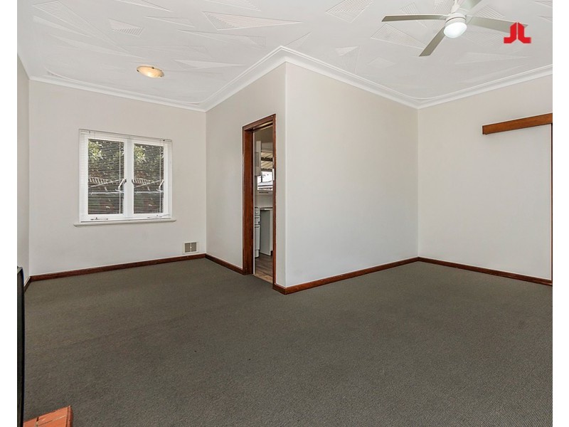 54 Janet Road, Safety Bay WA 6169