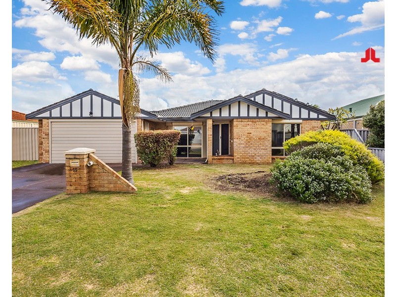 15 Sabot Avenue, Waikiki WA 6169