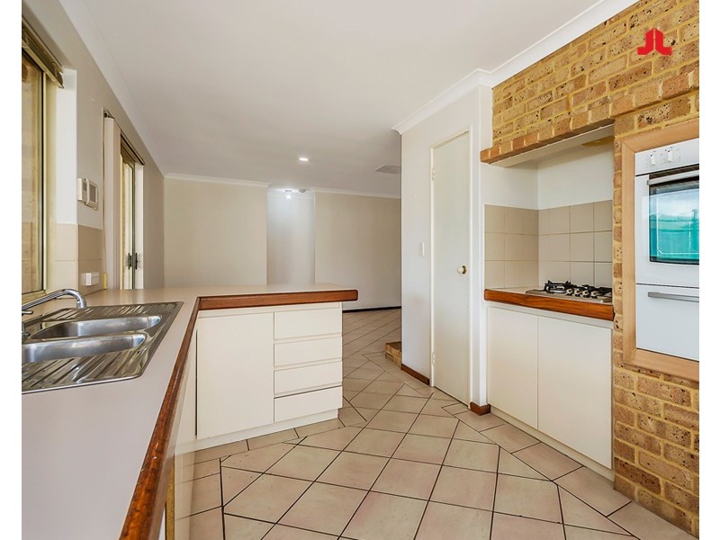 15 Sabot Avenue, Waikiki WA 6169