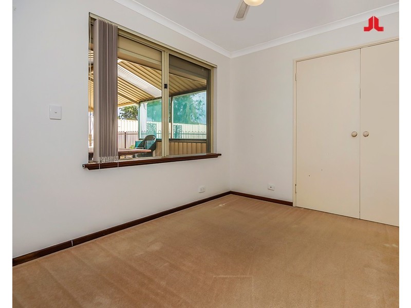 15 Sabot Avenue, Waikiki WA 6169