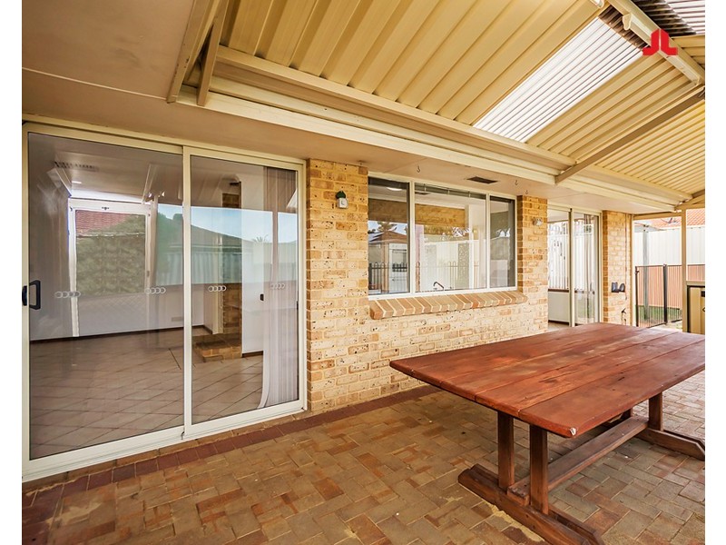 15 Sabot Avenue, Waikiki WA 6169