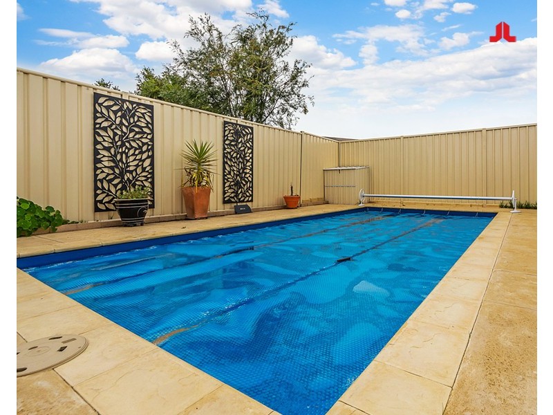 15 Sabot Avenue, Waikiki WA 6169