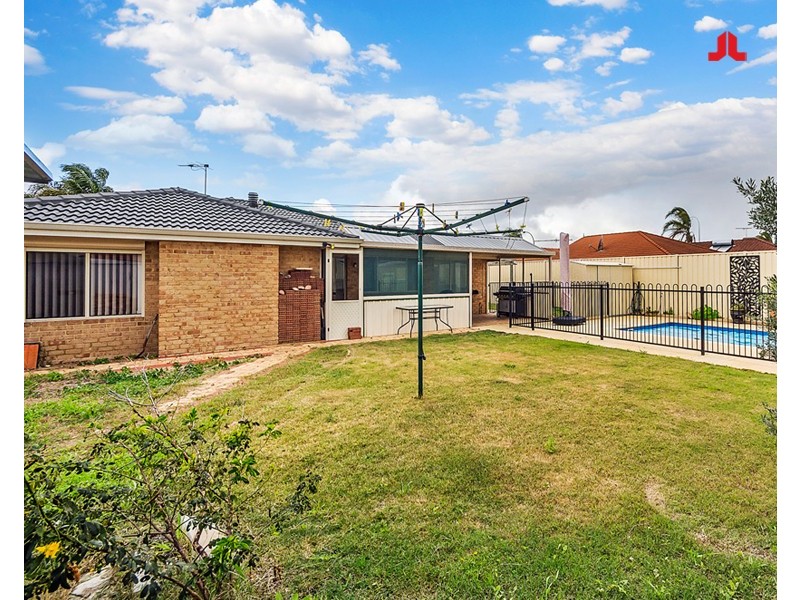 15 Sabot Avenue, Waikiki WA 6169