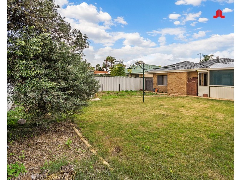 15 Sabot Avenue, Waikiki WA 6169