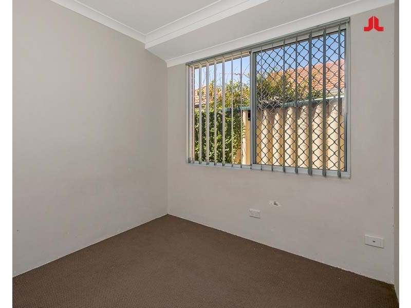 20 Jean Pierre Drive, Port Kennedy WA 6172