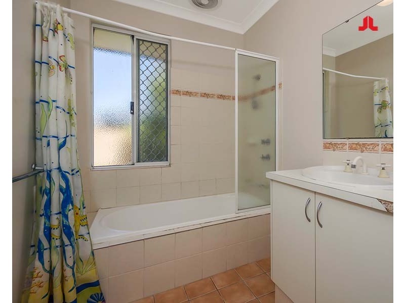 20 Jean Pierre Drive, Port Kennedy WA 6172