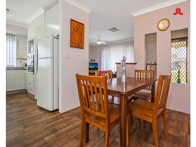 32 Santa Barbara Court, Waikiki WA 6169