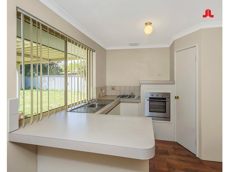 28 Minigwal Loop, Waikiki WA 6169