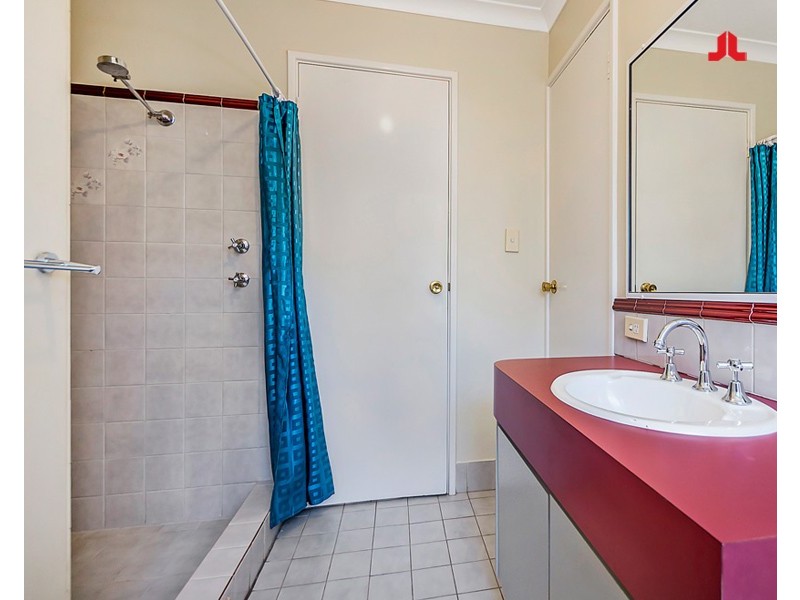 28 Minigwal Loop, Waikiki WA 6169