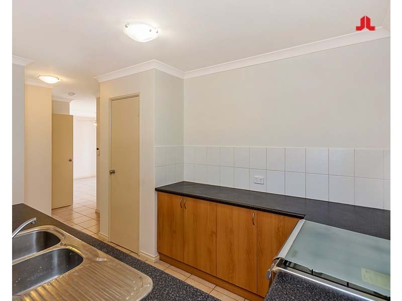 2/14 Alora Drive, Port Kennedy WA 6172