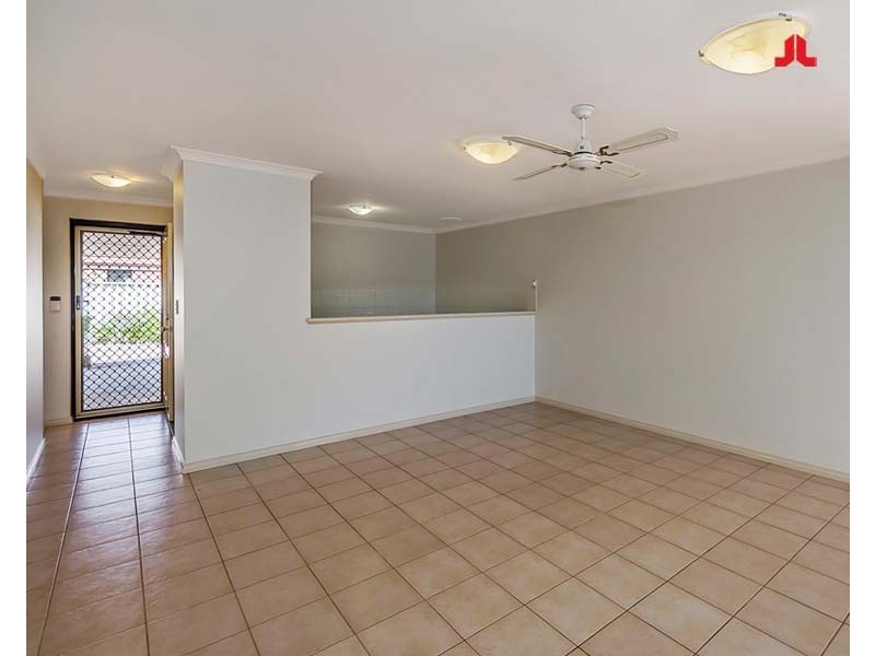 2/14 Alora Drive, Port Kennedy WA 6172