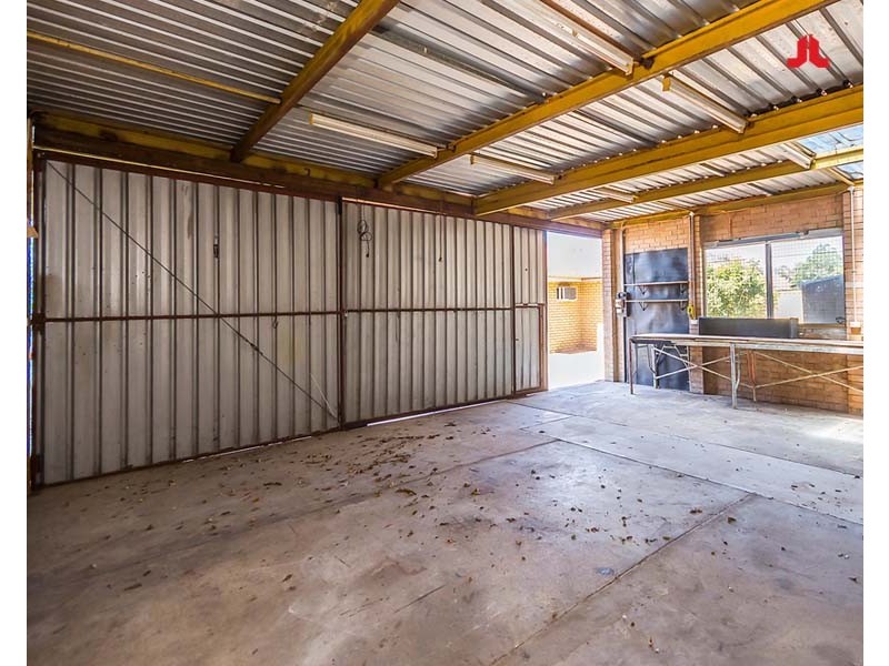 128 Malibu Road, Safety Bay WA 6169