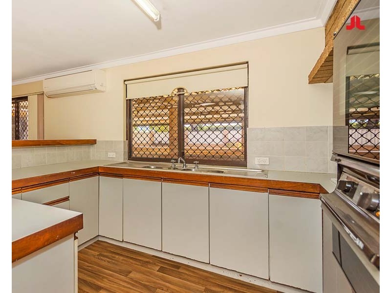 128 Malibu Road, Safety Bay WA 6169