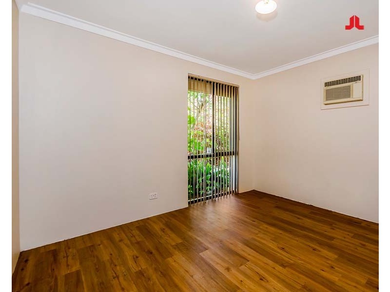 128 Malibu Road, Safety Bay WA 6169