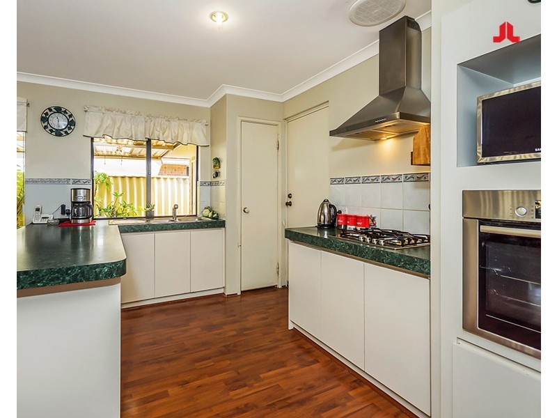 8 Joliba Way, Warnbro WA 6169