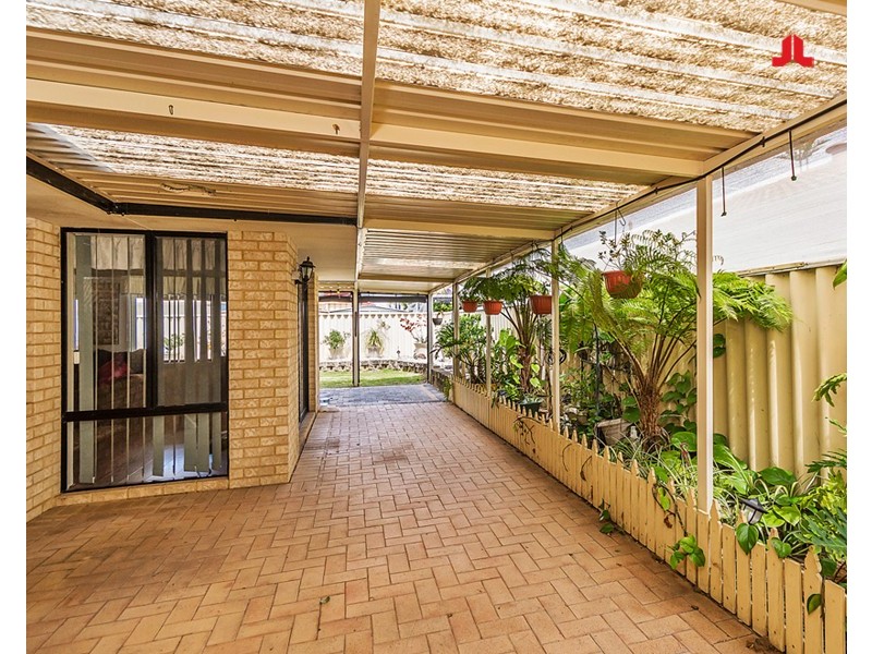 8 Joliba Way, Warnbro WA 6169