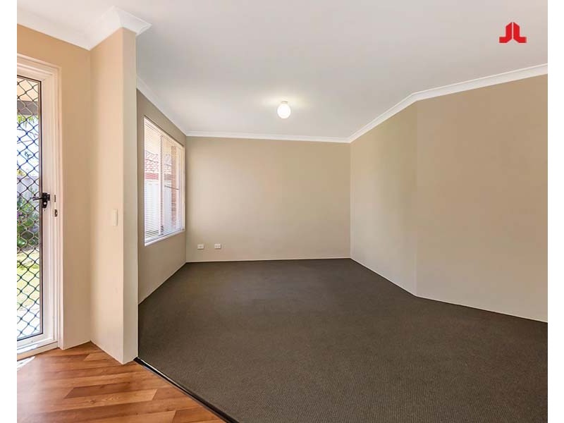 27 Hillcrest Court, Port Kennedy WA 6172