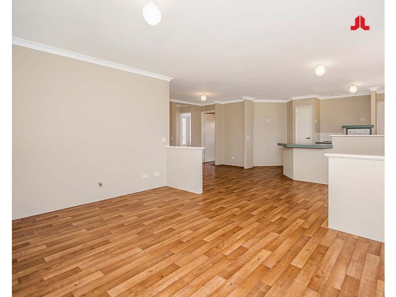 27 Hillcrest Court, Port Kennedy WA 6172