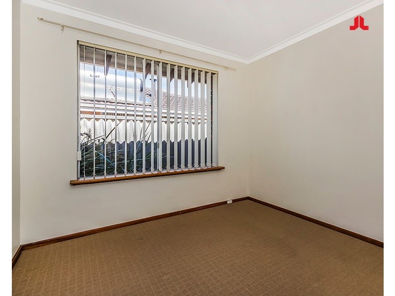 26 Edgewater Road, Safety Bay WA 6169