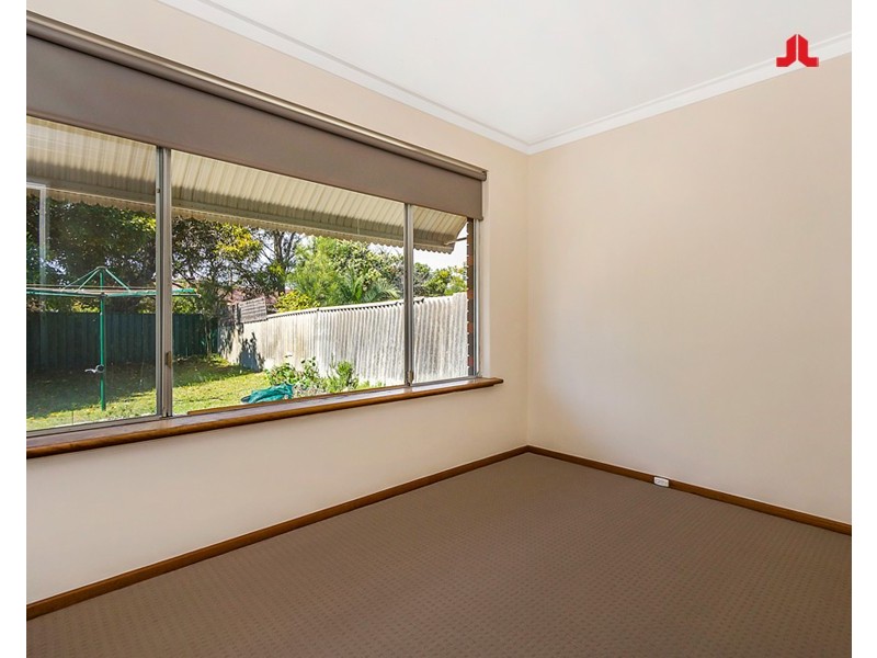 26 Edgewater Road, Safety Bay WA 6169