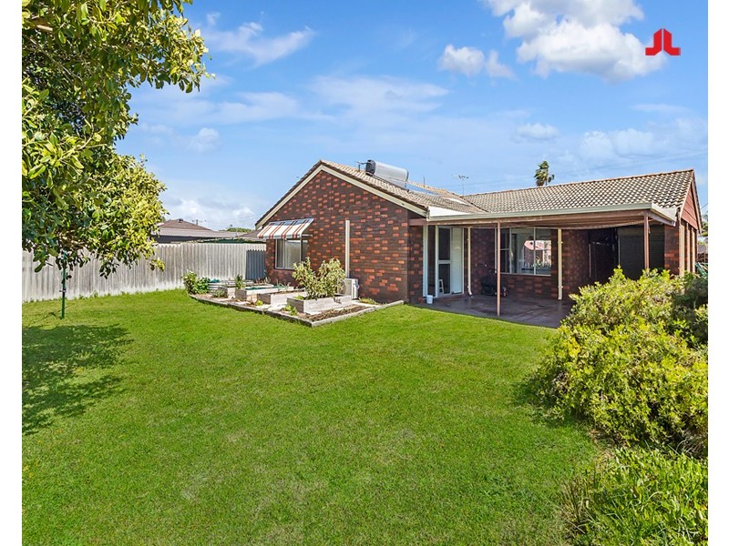 26 Edgewater Road, Safety Bay WA 6169