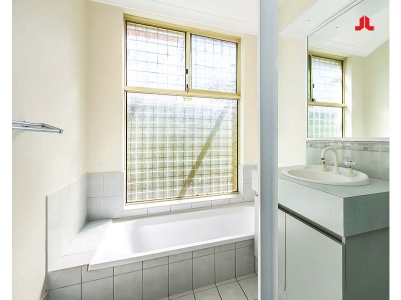 11 Muir Close, Waikiki WA 6169