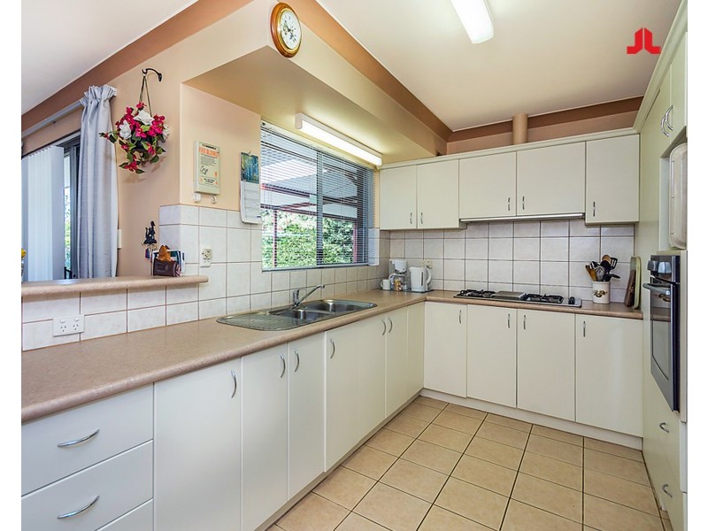 5 Falcon Street, Rockingham WA 6168