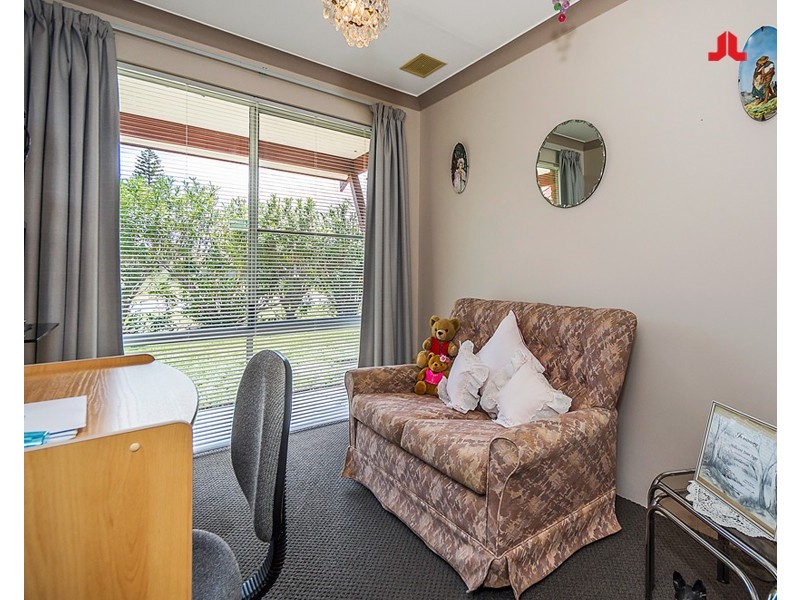 5 Falcon Street, Rockingham WA 6168