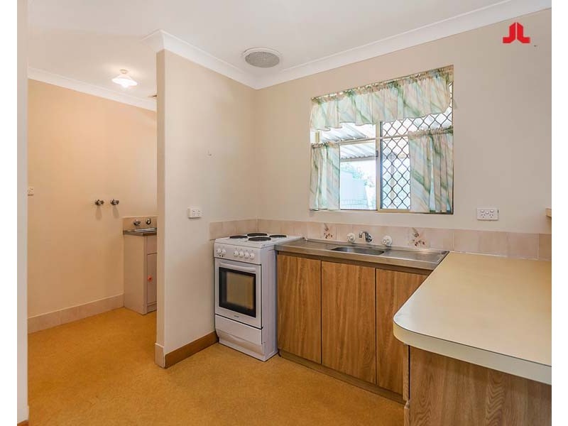 11 Willis Street, Warnbro WA 6169