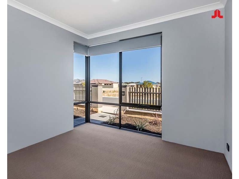 26 Breccia Parade, Wellard WA 6170