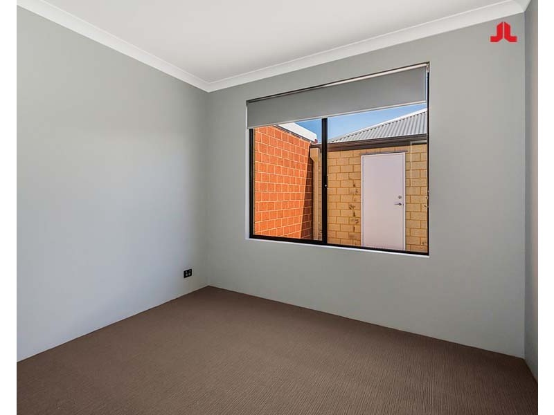 26 Breccia Parade, Wellard WA 6170